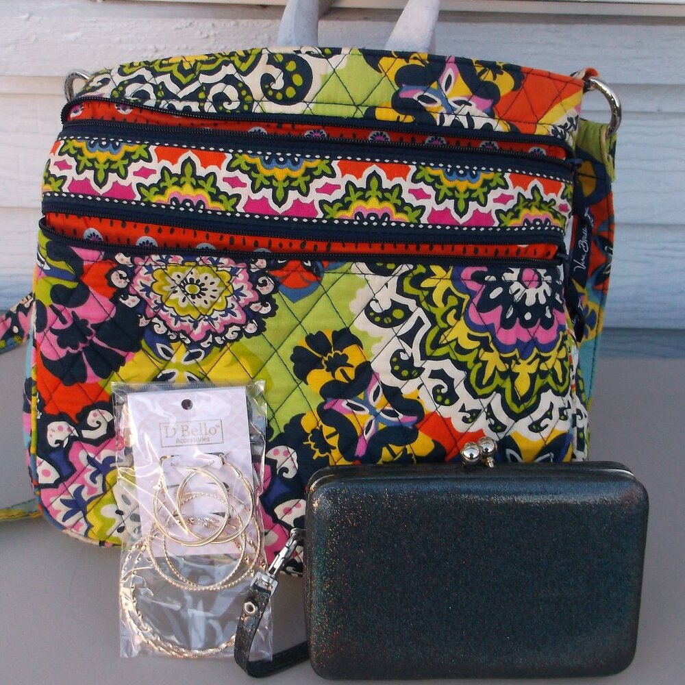 Vera Bradley Crossbody + Wristlet + NWT D’Bello Earrings – 3‑Piece Bundle, ✈️